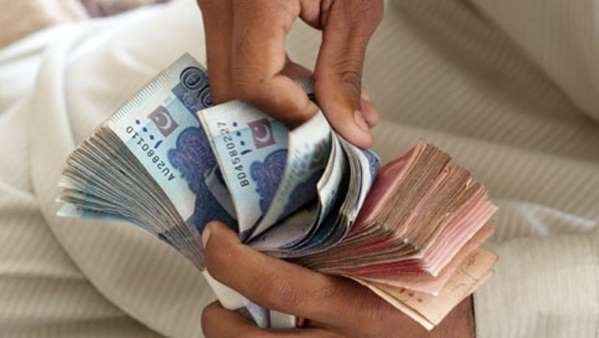 Wait-and-see For Pakistani Rupee: Will It Touch 40 Vs Dirham?