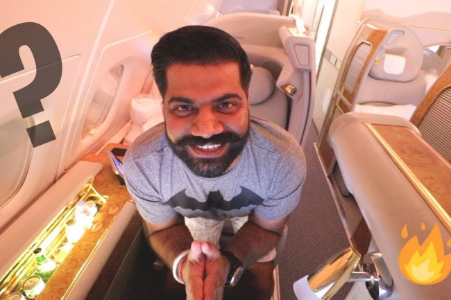 Dubai YouTuber is the only passenger in Emirates flight first class