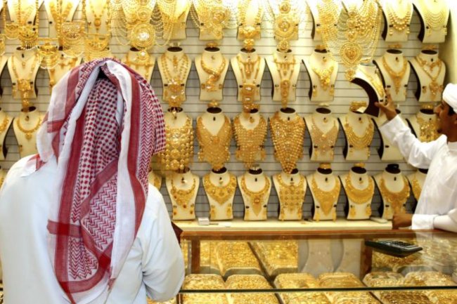Time to buy: Gold slips; 22K price falls below Dh200 in UAE